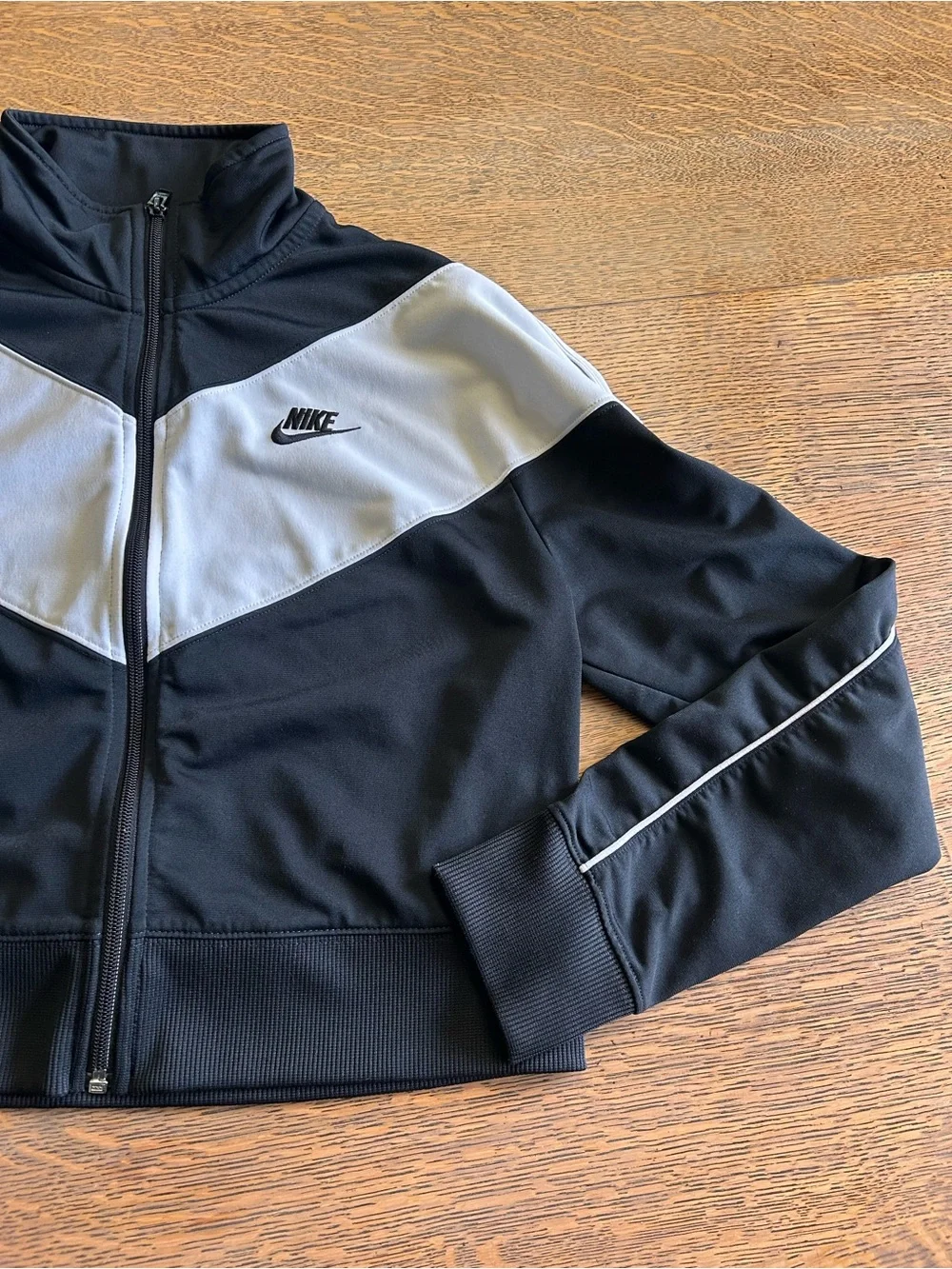 Nike Sportswear Heritage Women's Full Zip Track Cropped Jacket